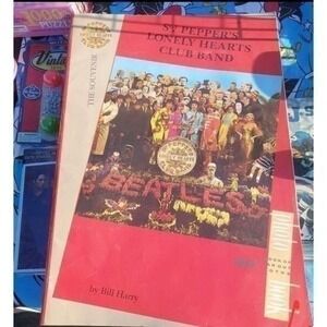 Beatles Vintage St Pepper's Lonely Band Photo Book‎ Souvenir